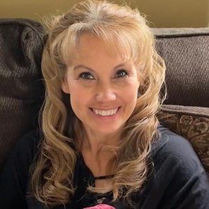 Meet your Posher, Paula